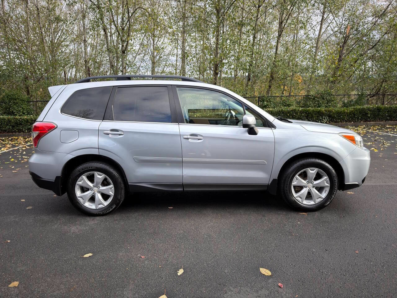 Used 2014 Subaru Forester 2.5i Limited image 4