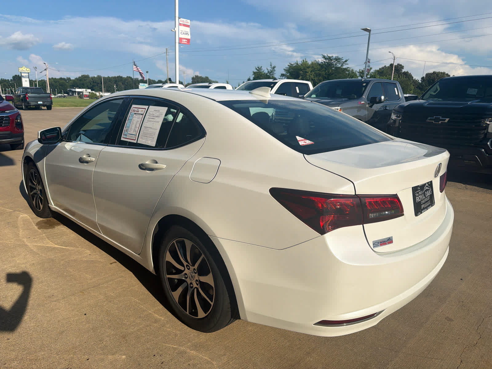 Used 2016 Acura TLX w/ Technology Package FWD image 3