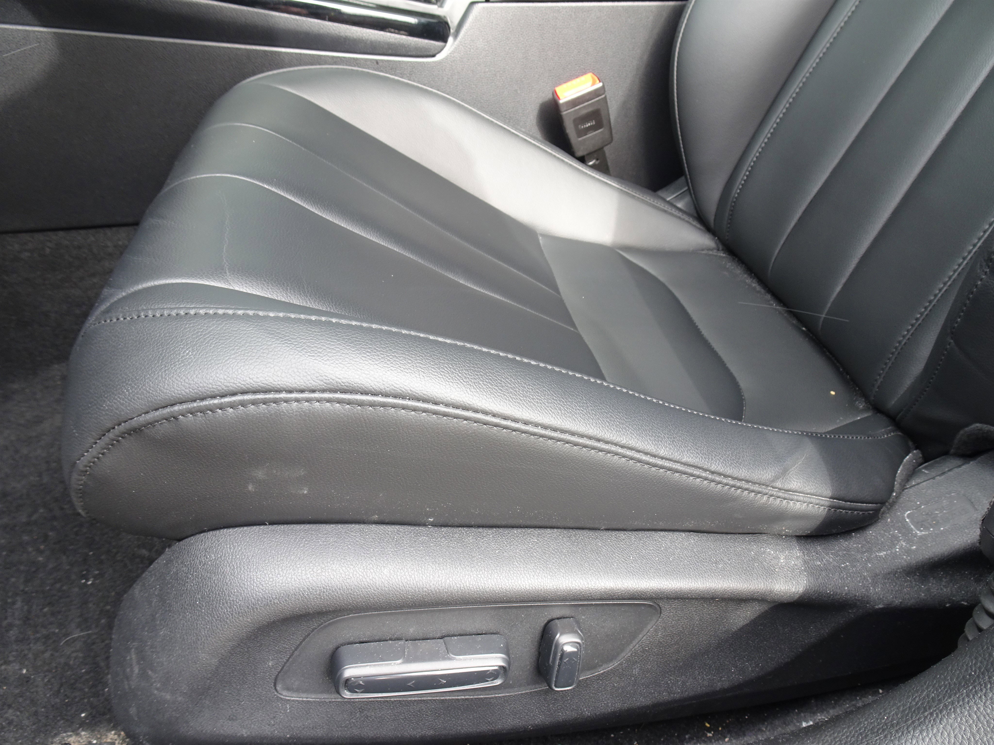 Used 2025 Acura Integra image 8