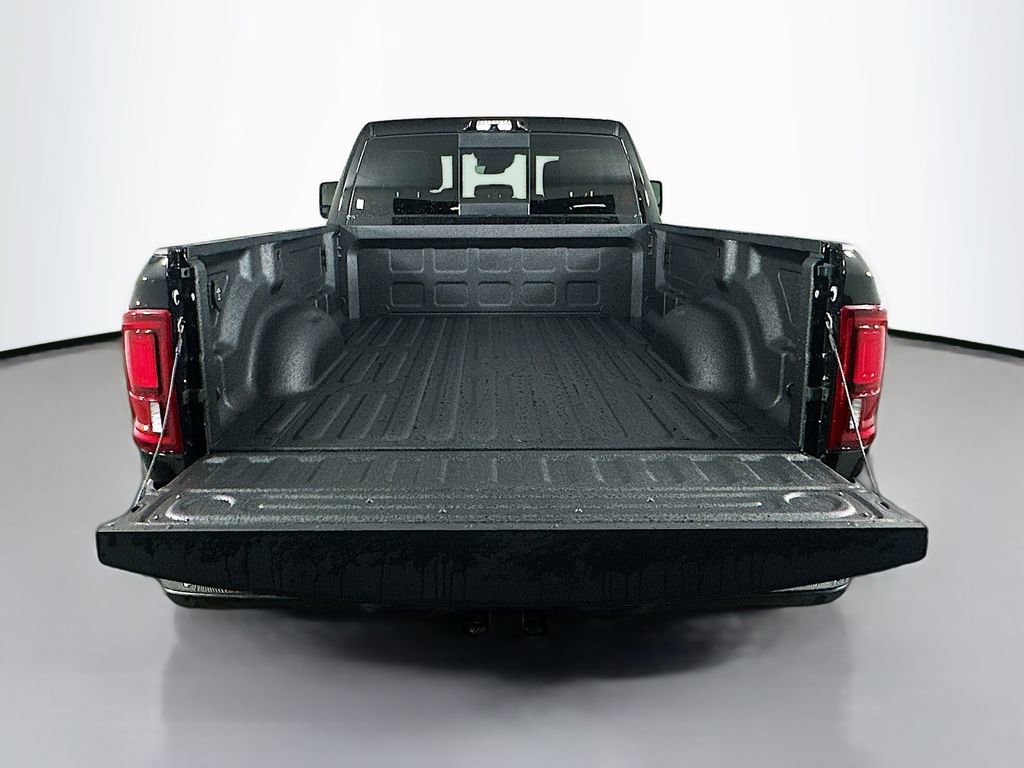 New 2026 RAM 3500 Limited w/ Towing Technology Group image 16