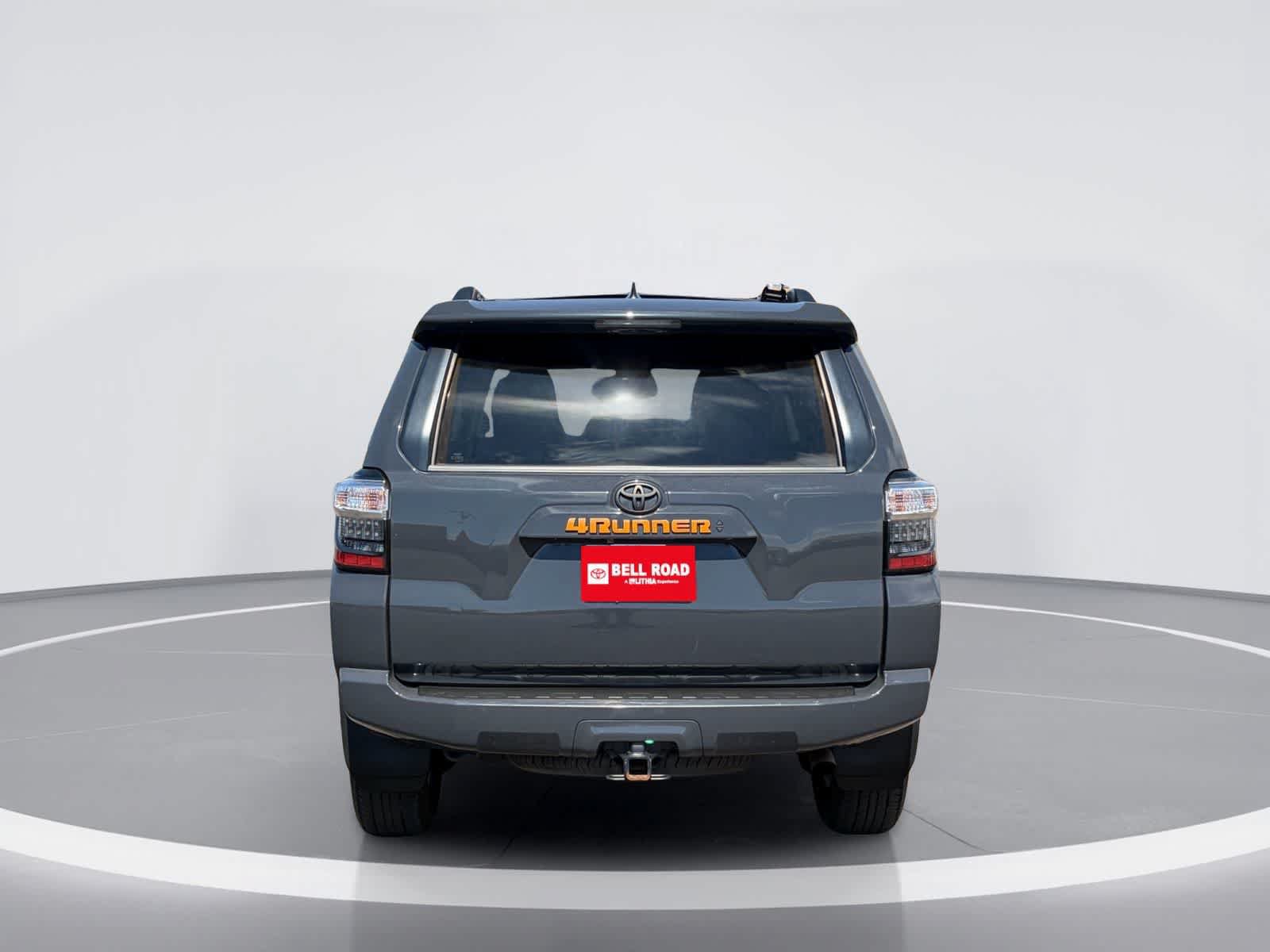 Used 2024 Toyota 4Runner SR5 AWD/4WD image 4