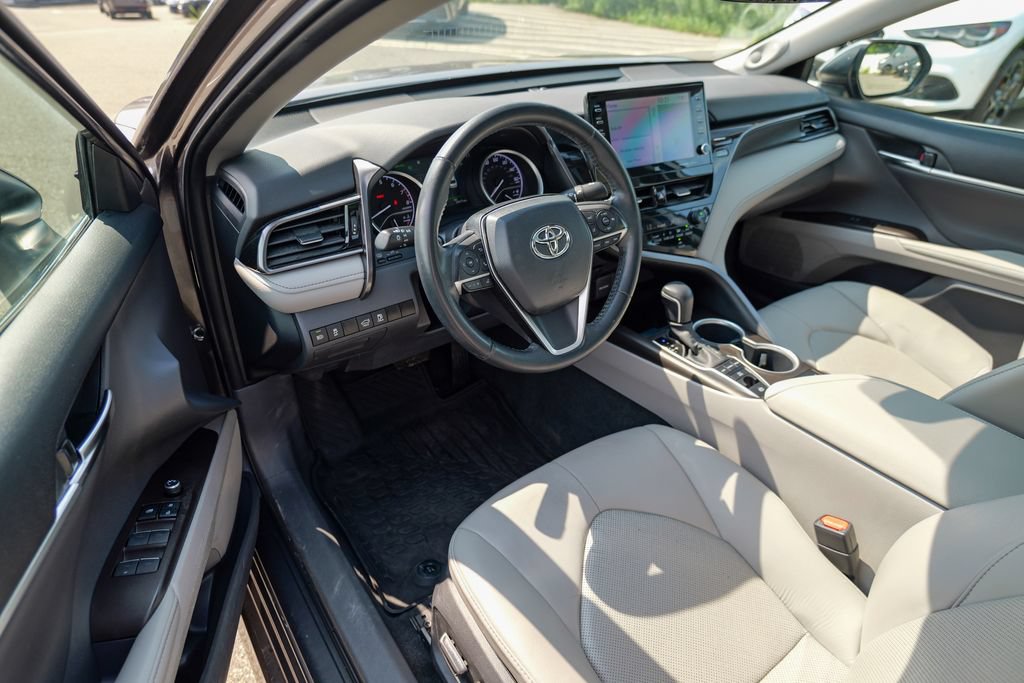 Used 2023 Toyota Camry XLE w/ Navigation Package AWD/4WD image 16