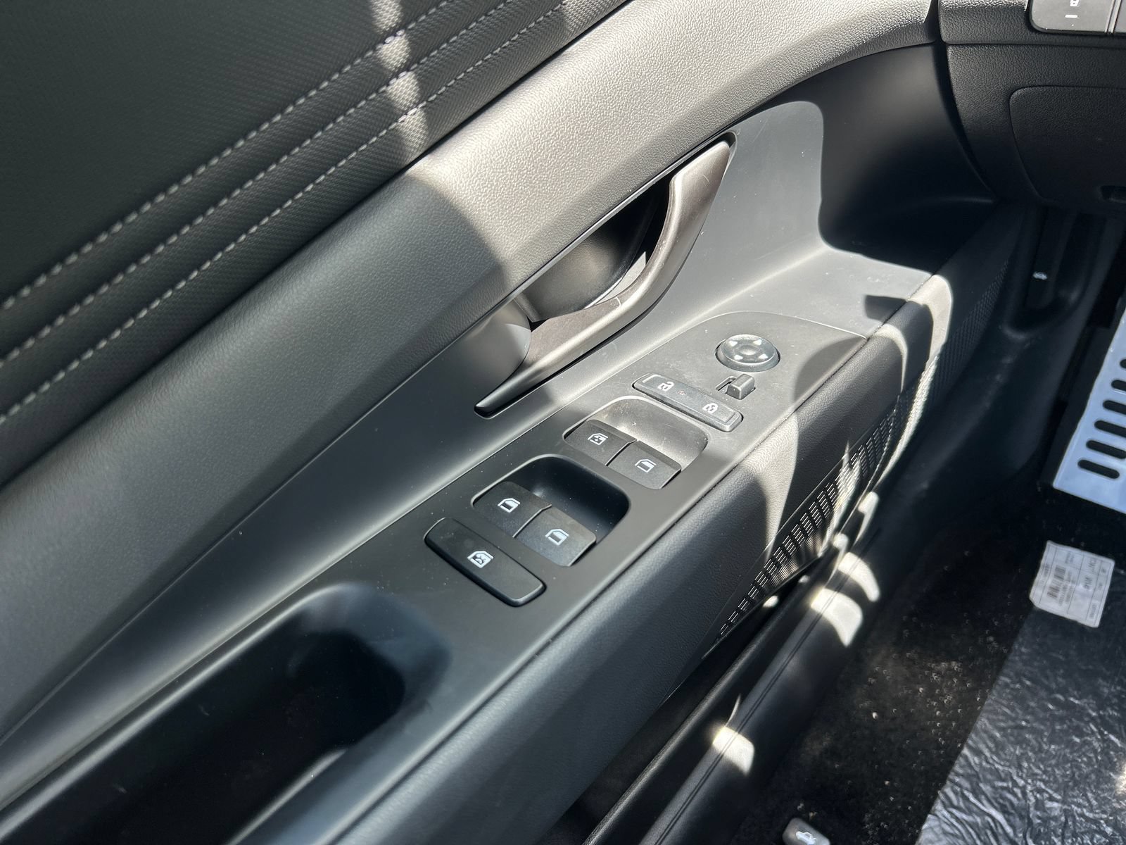 New 2026 Hyundai Elantra SEL Sport Premium FWD image 11