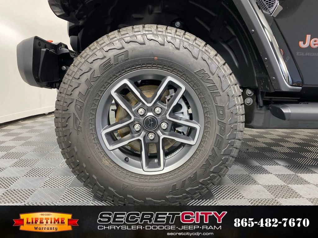 New 2026 Jeep Gladiator Mojave w/ Safety Group AWD/4WD image 9
