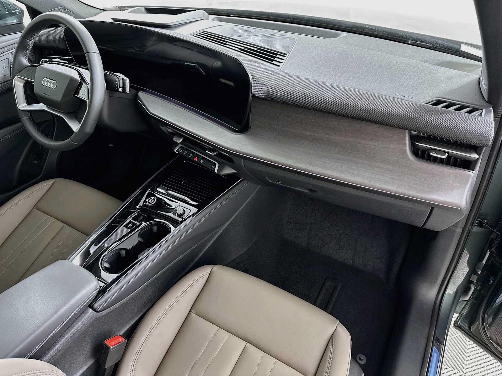 New 2026 Audi Q3 quattro 2.0T AWD/4WD image 28
