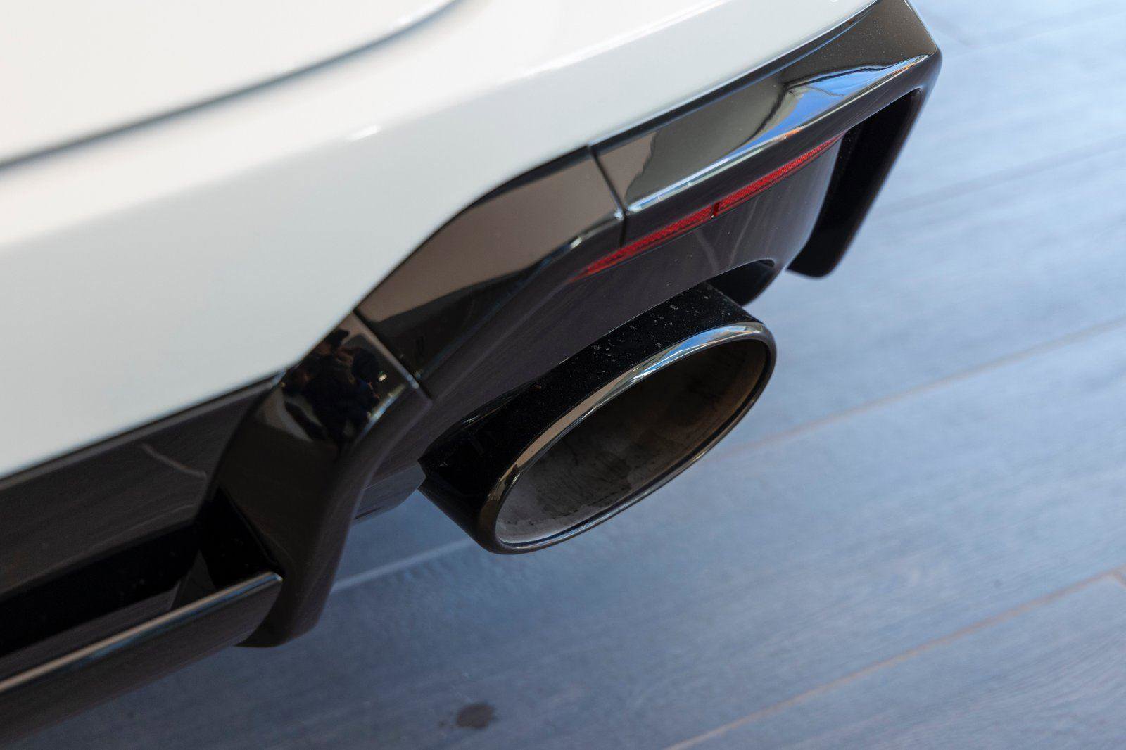 Certified 2025 Audi RS 6 performance image 52