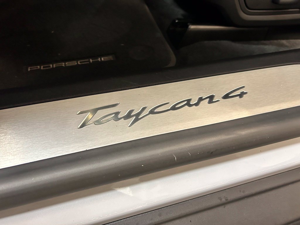 Certified 2025 Porsche Taycan AWD/4WD image 13