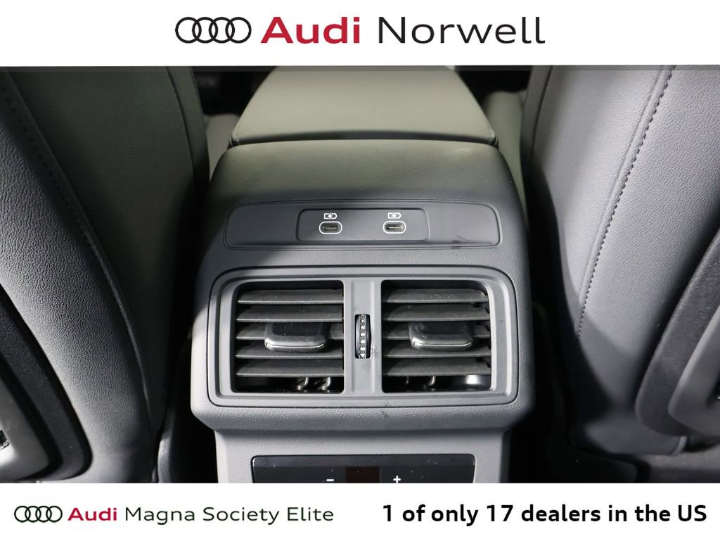 Used 2025 Audi Q5 Premium Plus w/ Premium Plus AWD/4WD image 24