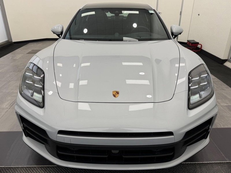 Certified 2026 Porsche Panamera 4 image 12