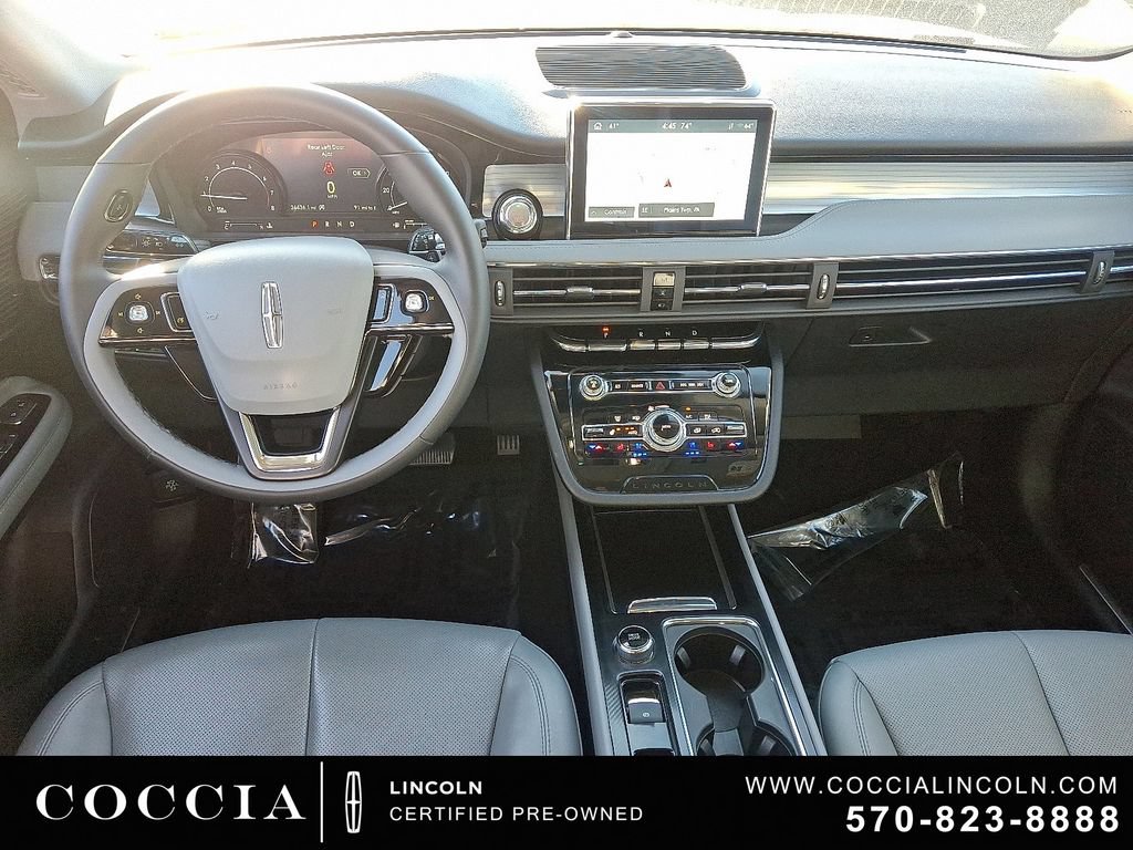 Certified 2022 Lincoln Corsair AWD w/ Equipment Group 101A image 11