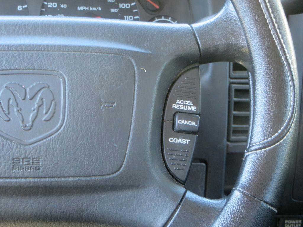 Used 2004 Dodge Dakota SLT w/ Chrome Appearance Group RWD image 16