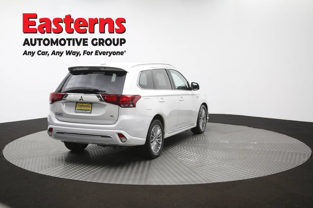 Used 2020 Mitsubishi Outlander SEL AWD/4WD image 39
