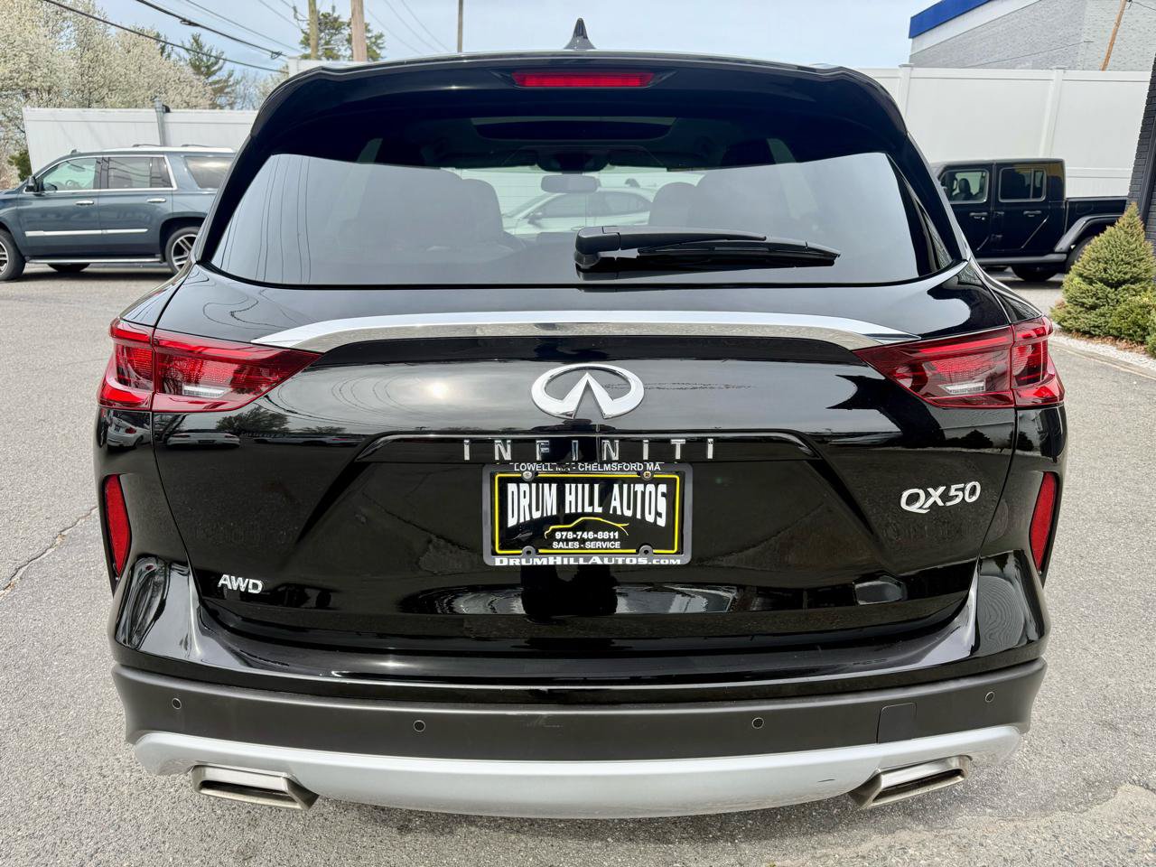 Used 2022 INFINITI QX50 Luxe w/ Cargo Package AWD/4WD image 4