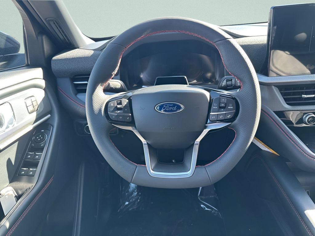 New 2026 Ford Explorer ST-Line w/ ST-Line Street Pack AWD/4WD image 13