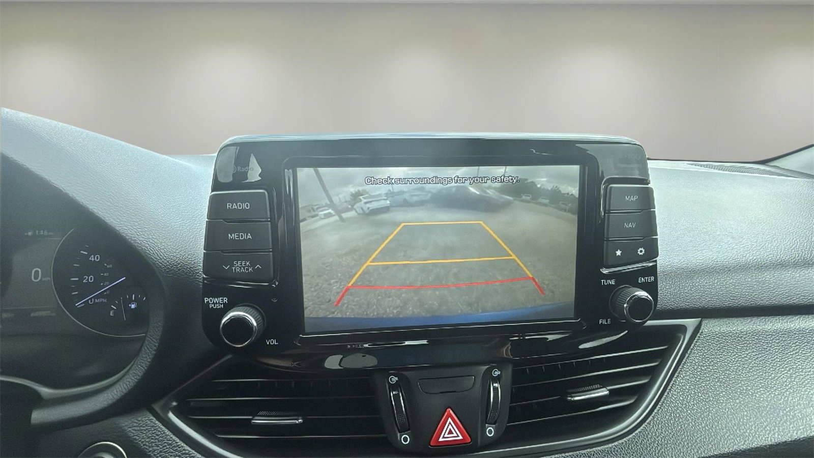 Used 2018 Hyundai Elantra GT w/ Tech Package 03 image 16