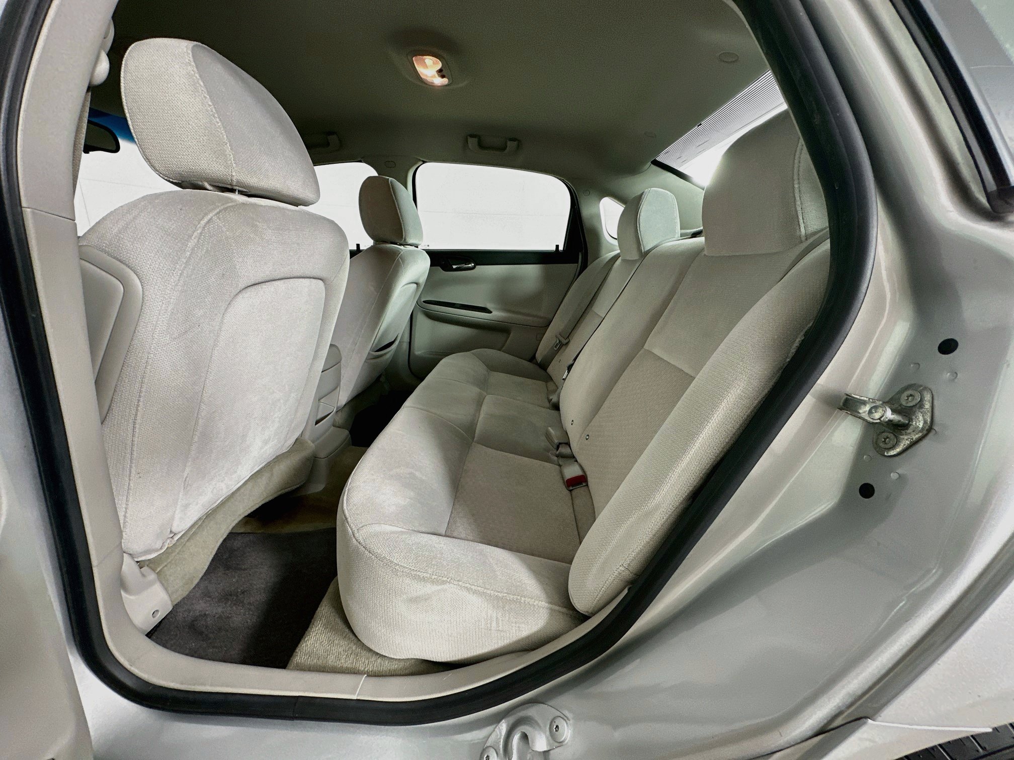 Used 2012 Chevrolet Impala LS FWD image 26