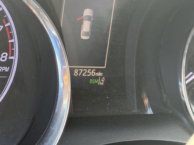 Used 2020 Toyota Camry SE w/ Convenience Package FWD image 8