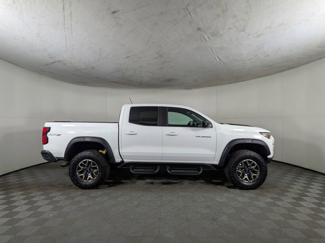 Certified 2024 Chevrolet Colorado ZR2 w/ ZR2 Convenience Package III image 5
