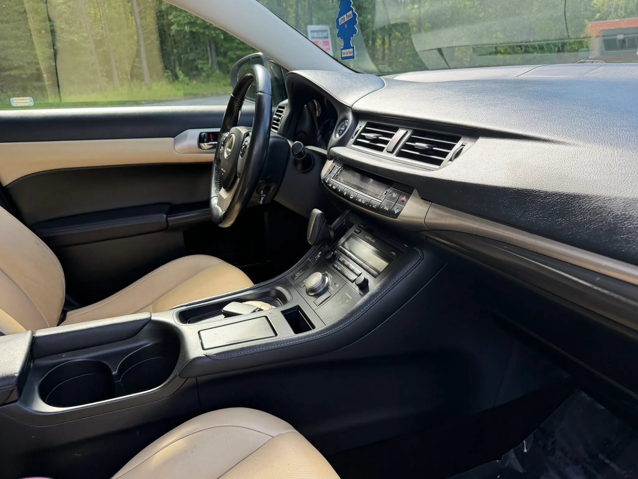 Used 2015 Lexus CT 200h FWD image 22