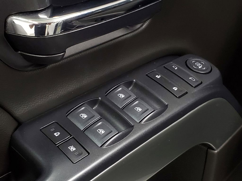 Used 2019 Chevrolet Silverado 1500 LT w/ All Star Edition image 27