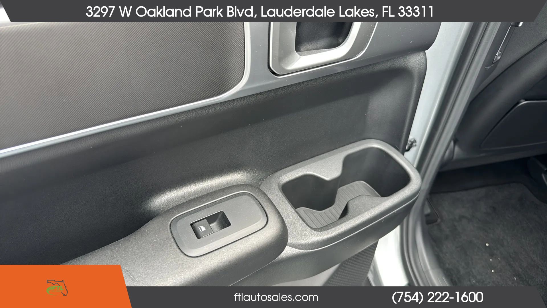 Used 2025 Hyundai Santa Fe SE FWD image 21