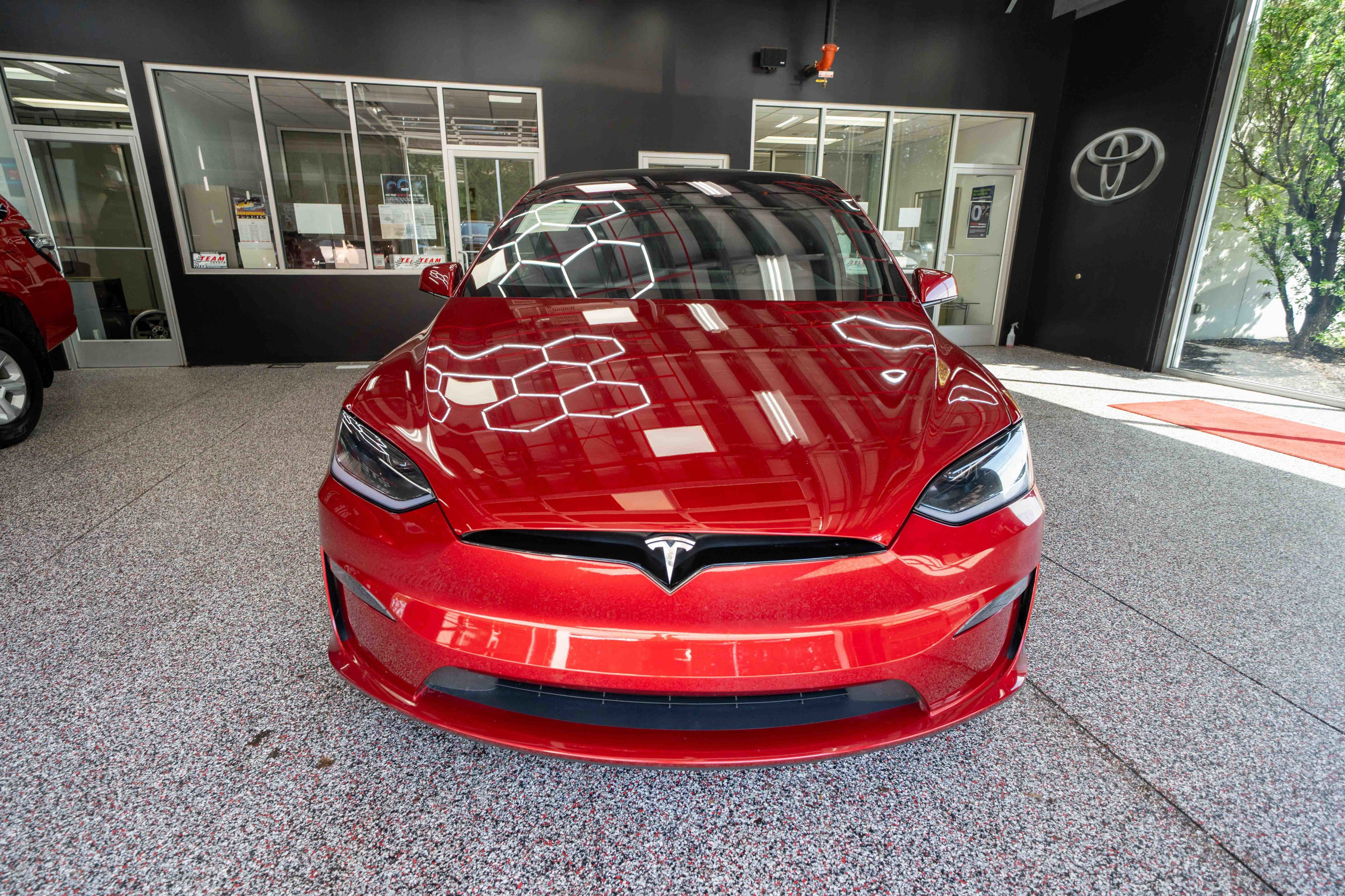 Used 2023 Tesla Model X Plaid image 6