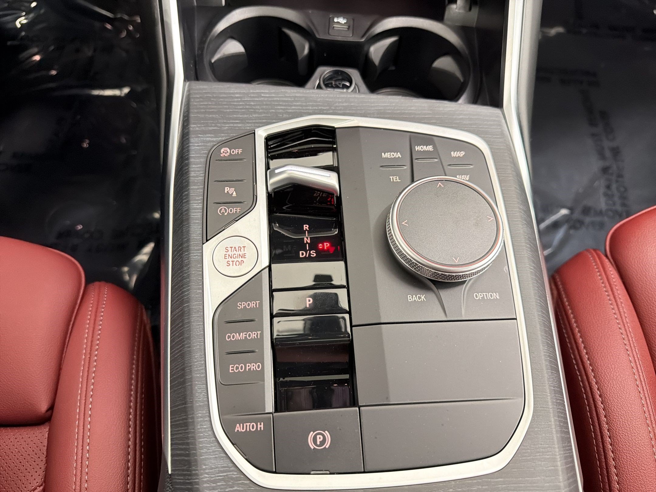 New 2026 BMW 330i Sedan w/ M Sport Package RWD image 26