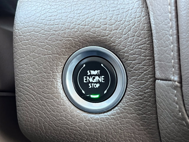 Used 2024 GMC Yukon Denali AWD/4WD image 36