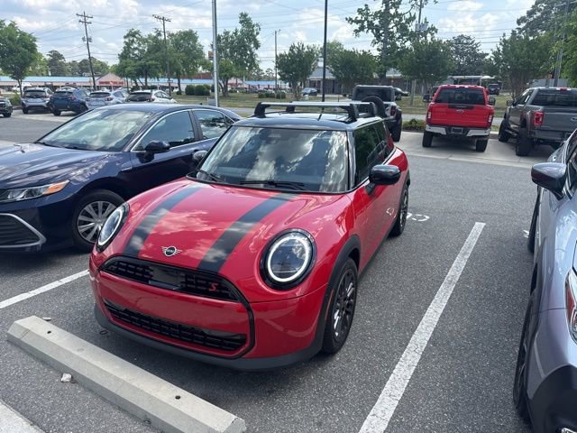 Used 2025 MINI Cooper S FWD image 10
