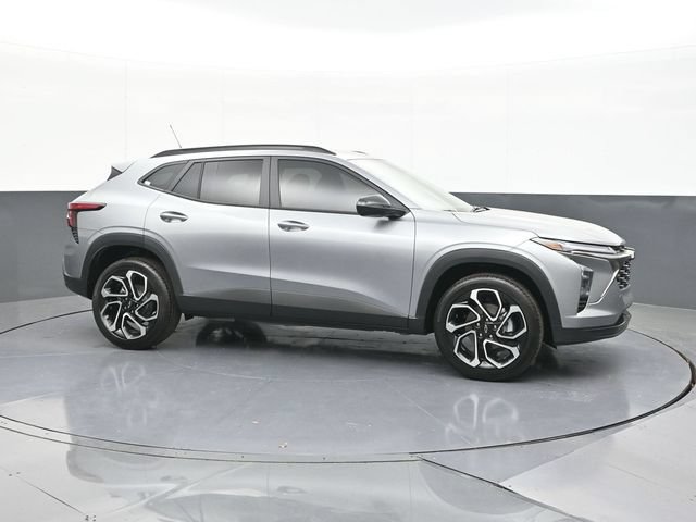 New 2026 Chevrolet Trax RS w/ Driver Confidence Package FWD image 13