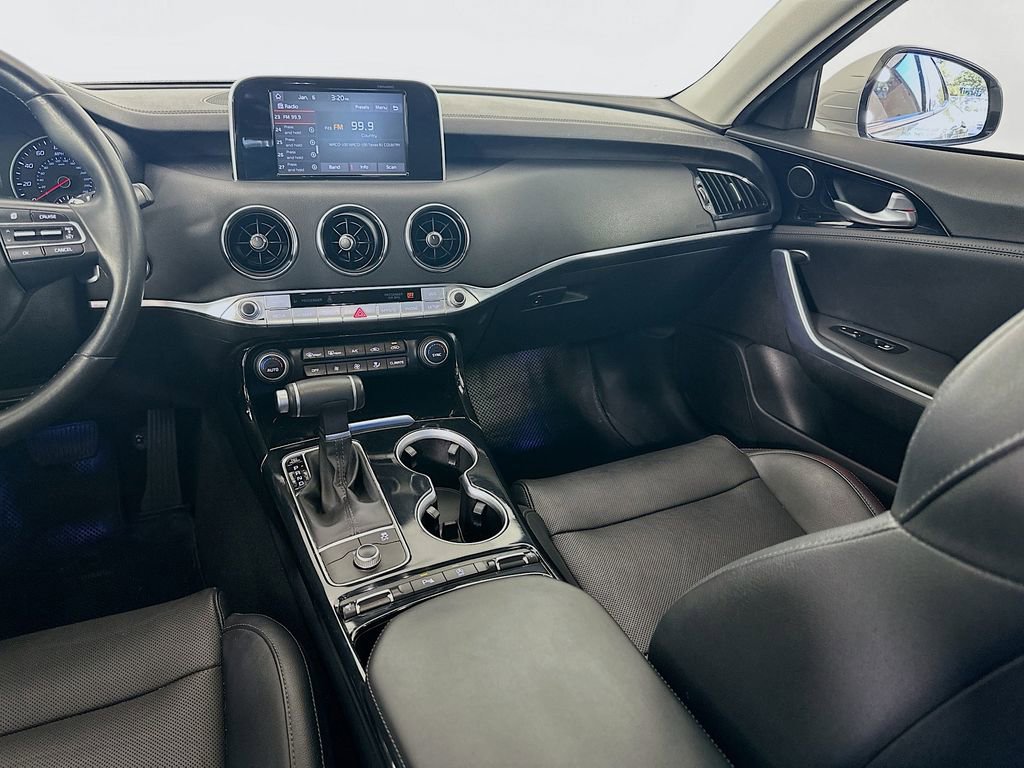 Used 2018 Kia Stinger image 22