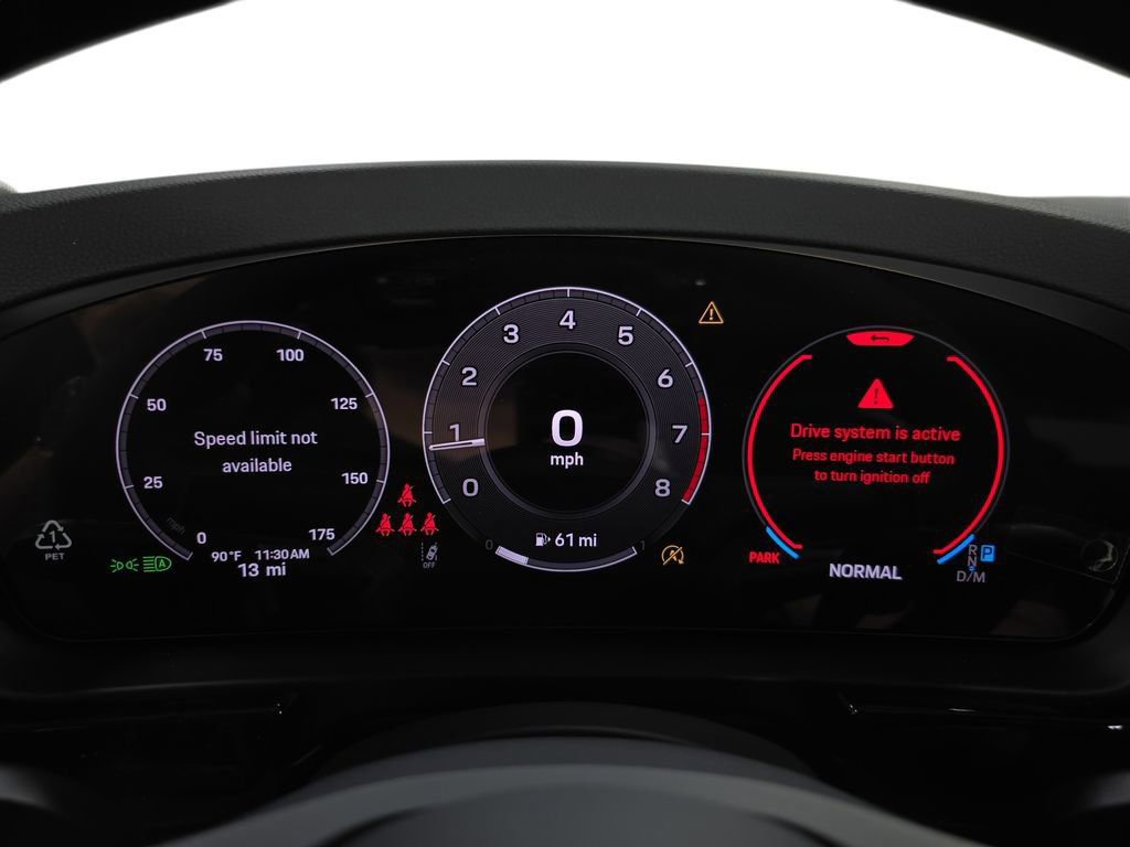 Certified 2025 Porsche Cayenne AWD/4WD image 15