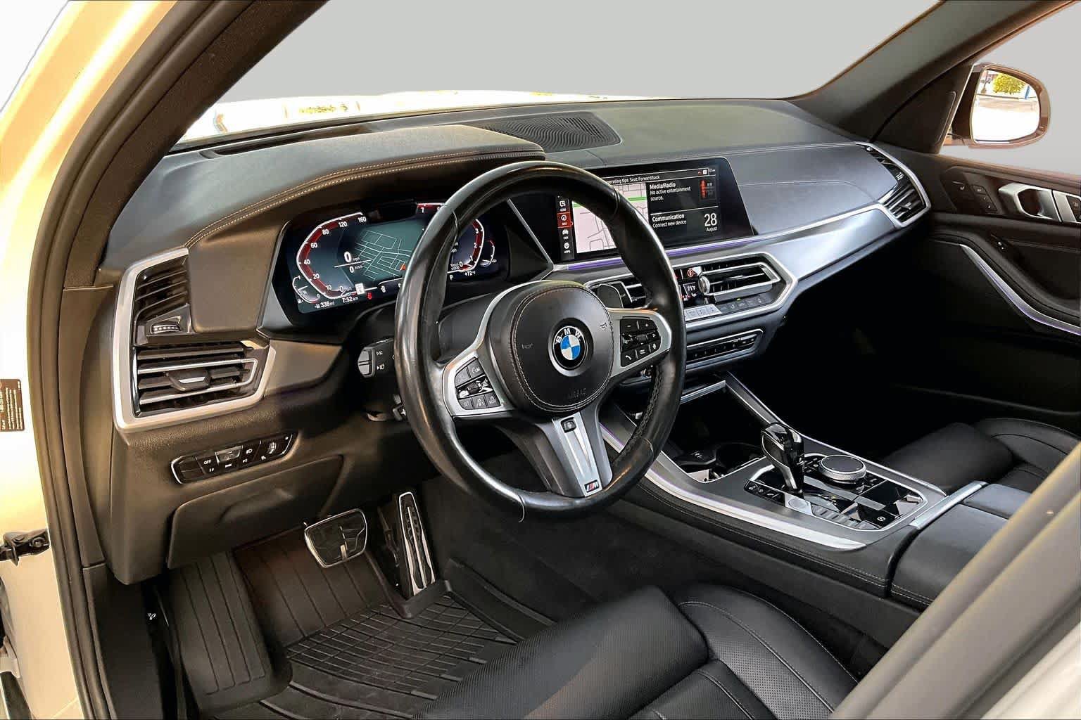 Used 2022 BMW X5 sDrive40i w/ M Sport Package RWD image 18