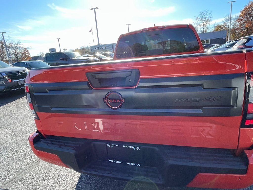 Certified 2025 Nissan Frontier PRO-4X image 5