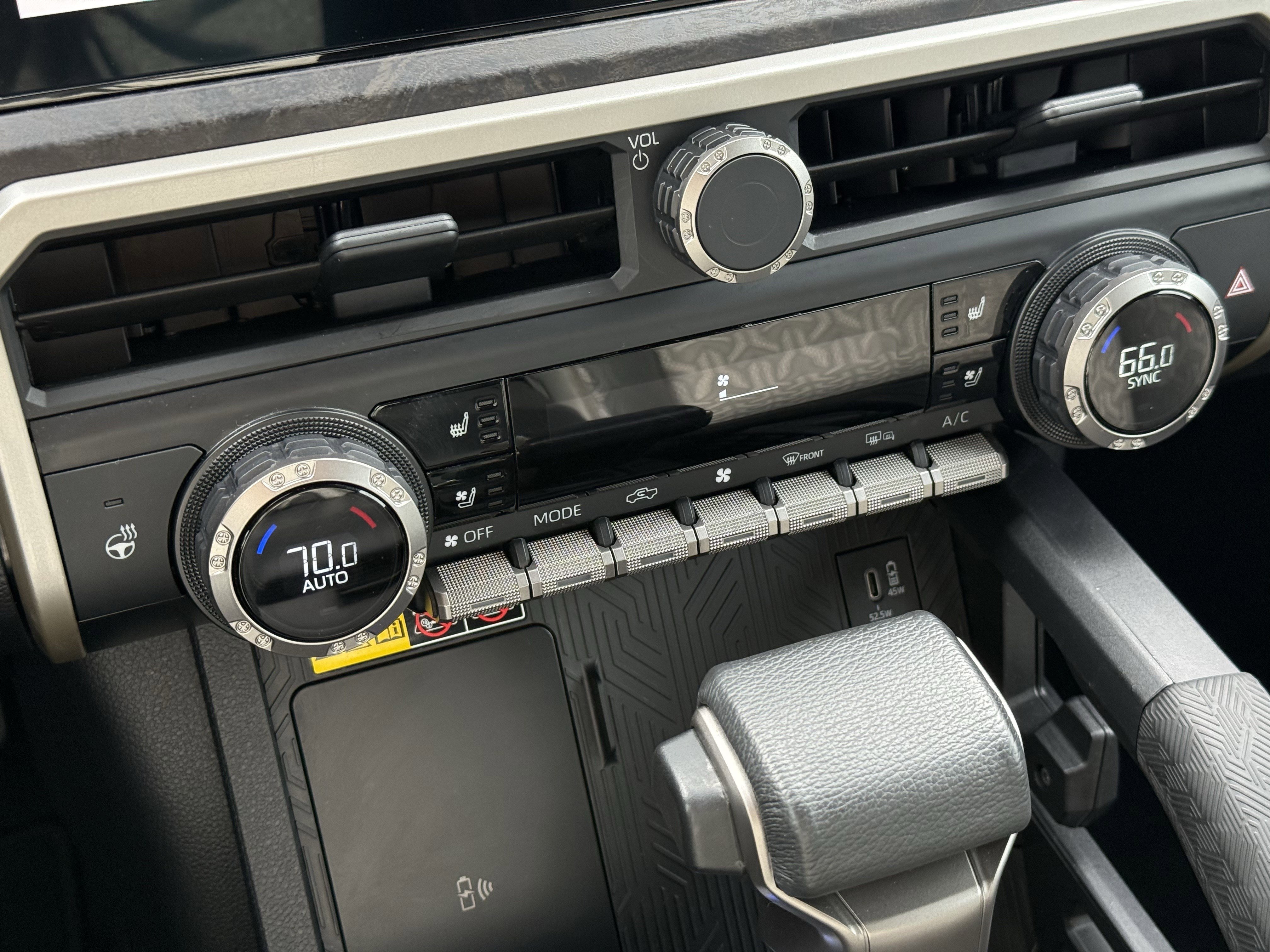 Used 2025 Toyota Tacoma 4x4 Double Cab image 22