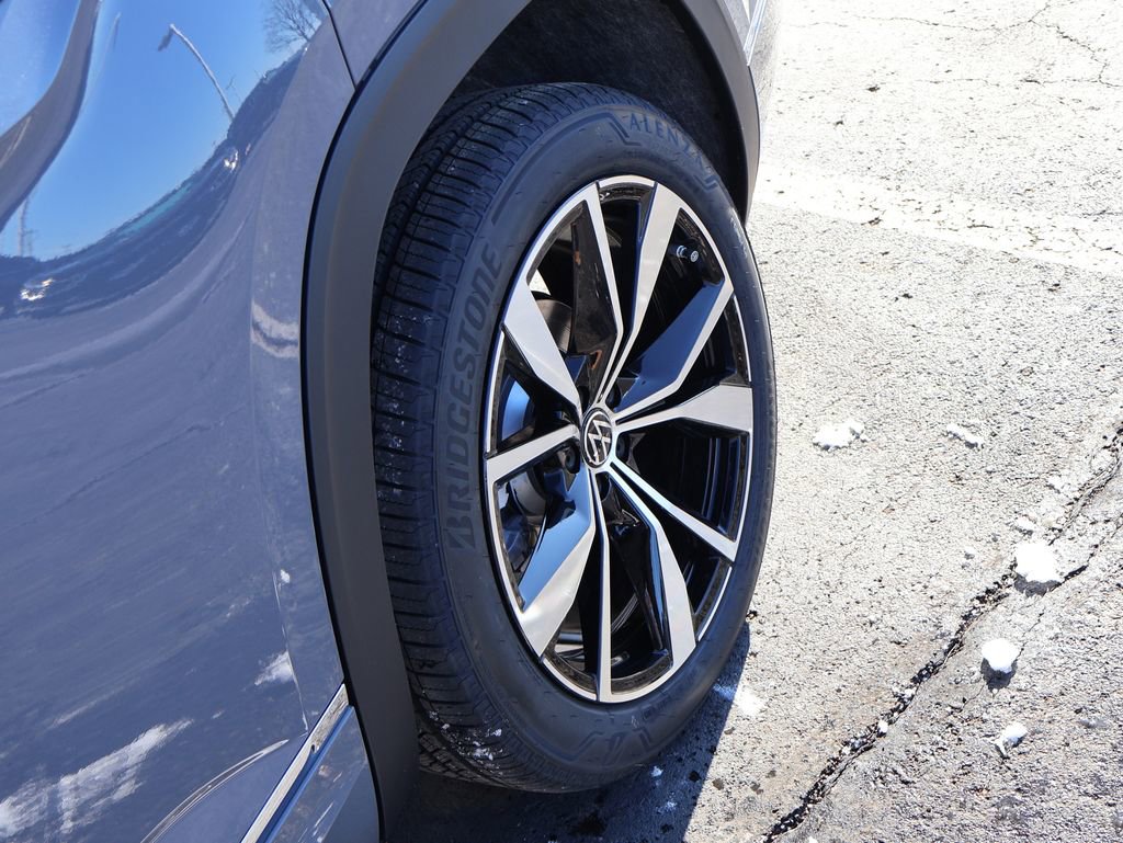 New 2026 Volkswagen Atlas SEL Premium R-Line image 45