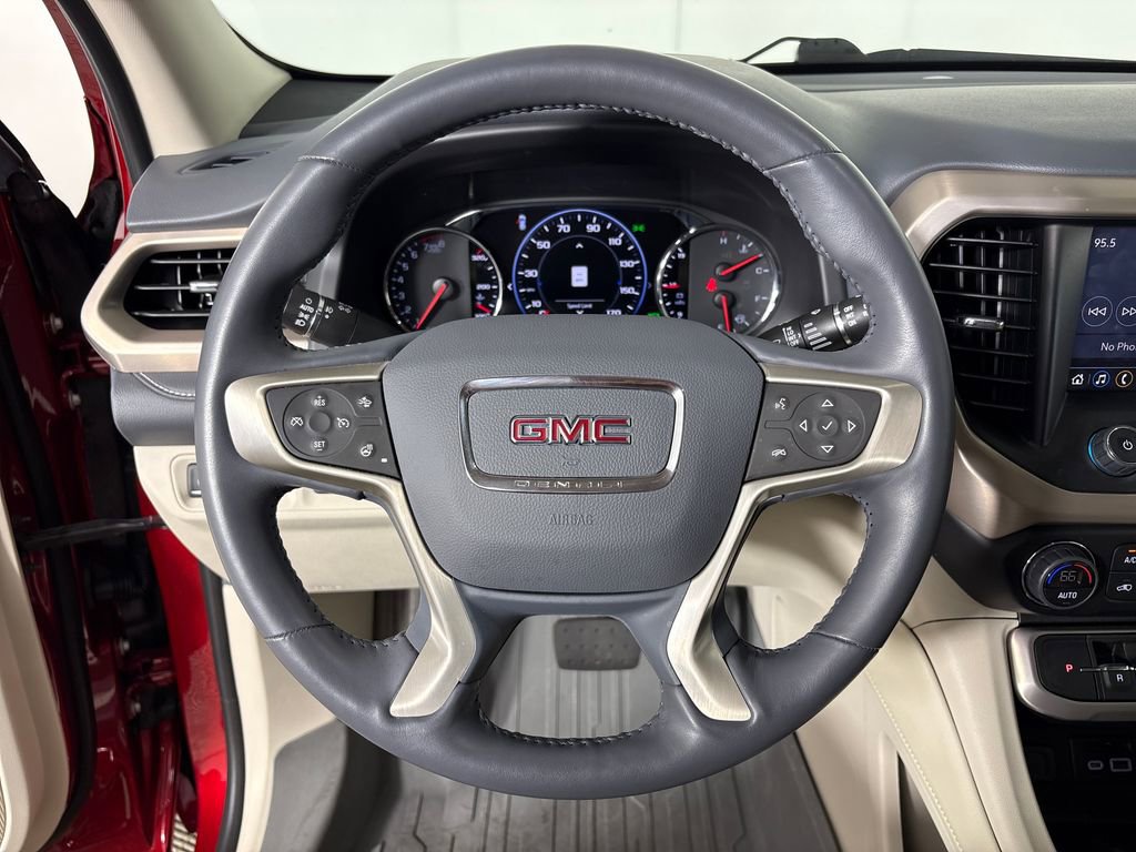 Used 2022 GMC Acadia Denali w/ Denali Ultimate Package image 22