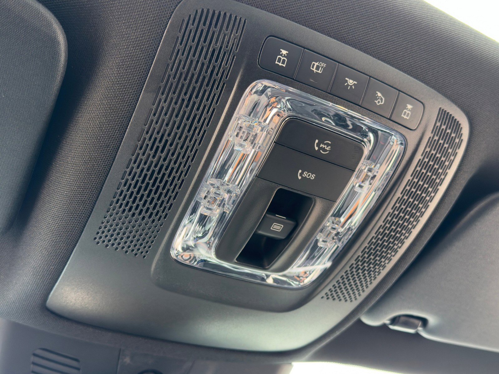 Used 2024 Mercedes-Benz GLB 35 AMG 4MATIC image 43