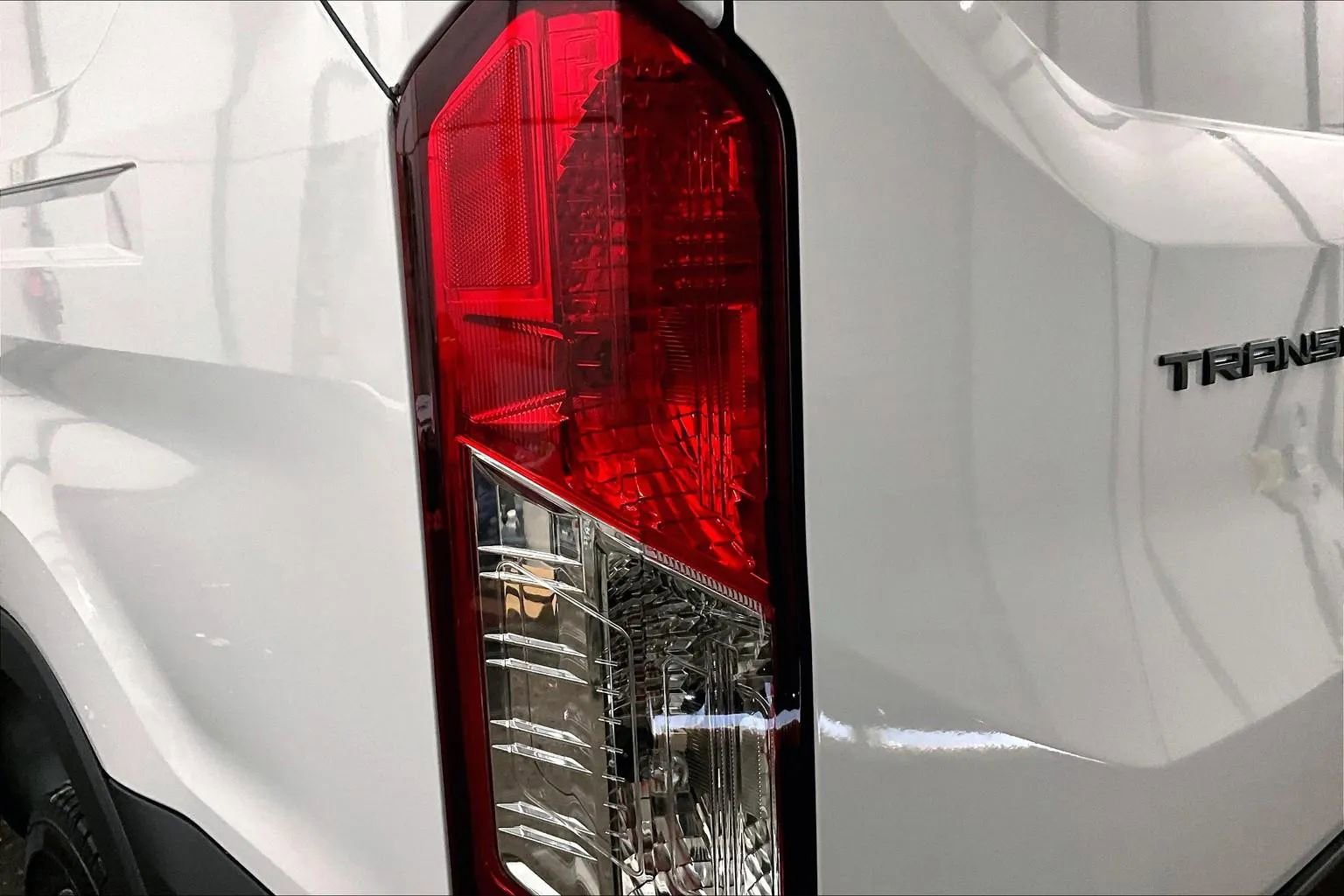 New 2026 Ford Transit 250 148 Medium Roof image 28