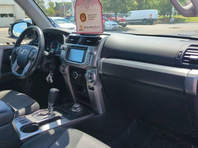 Used 2017 Toyota 4Runner SR5 Premium AWD/4WD image 31