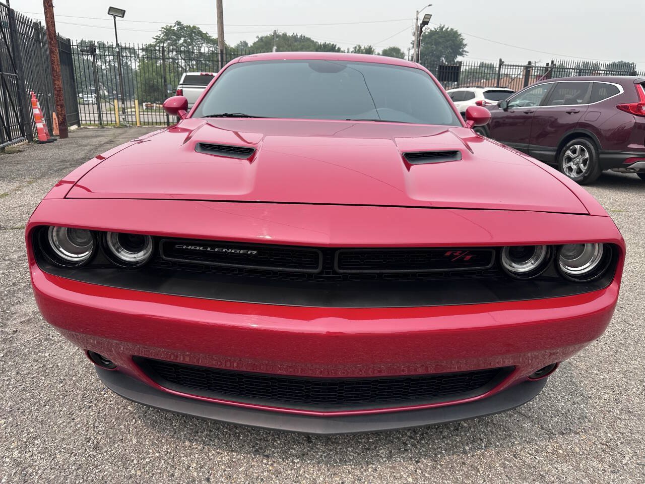 Used 2015 Dodge Challenger R/T Plus RWD image 2