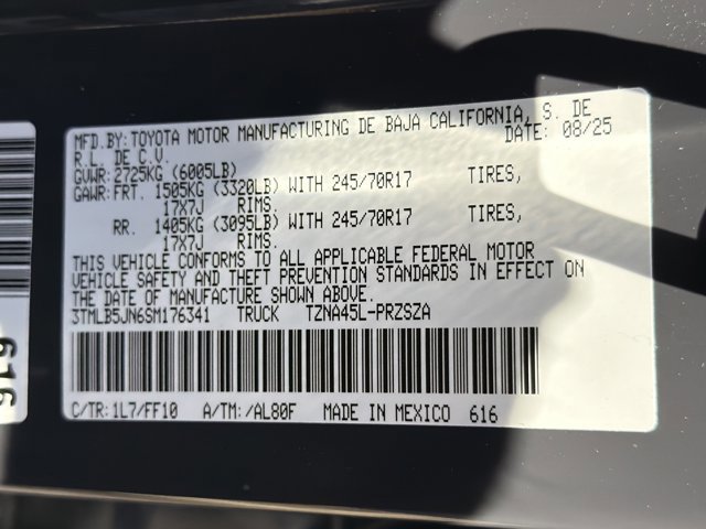 Used 2025 Toyota Tacoma SR5 AWD/4WD image 27