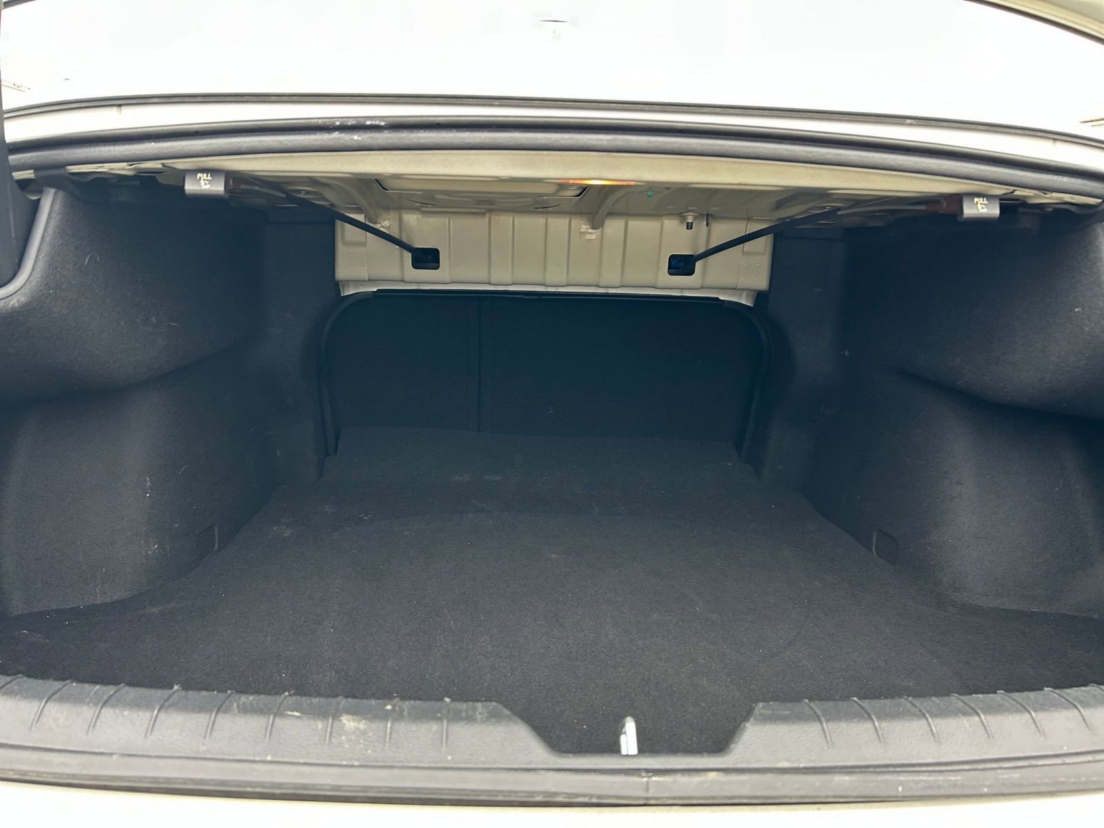 Used 2025 Kia K5 LXS image 25