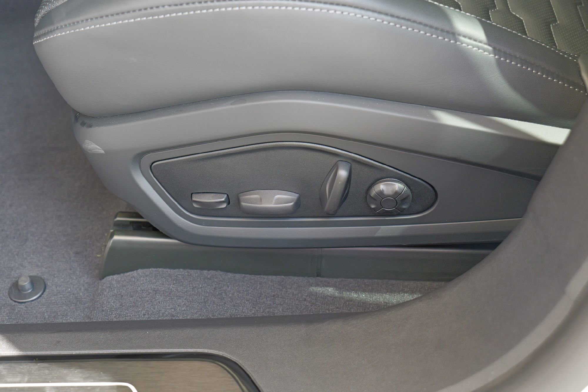 New 2026 Audi S e-tron GT Prestige image 28