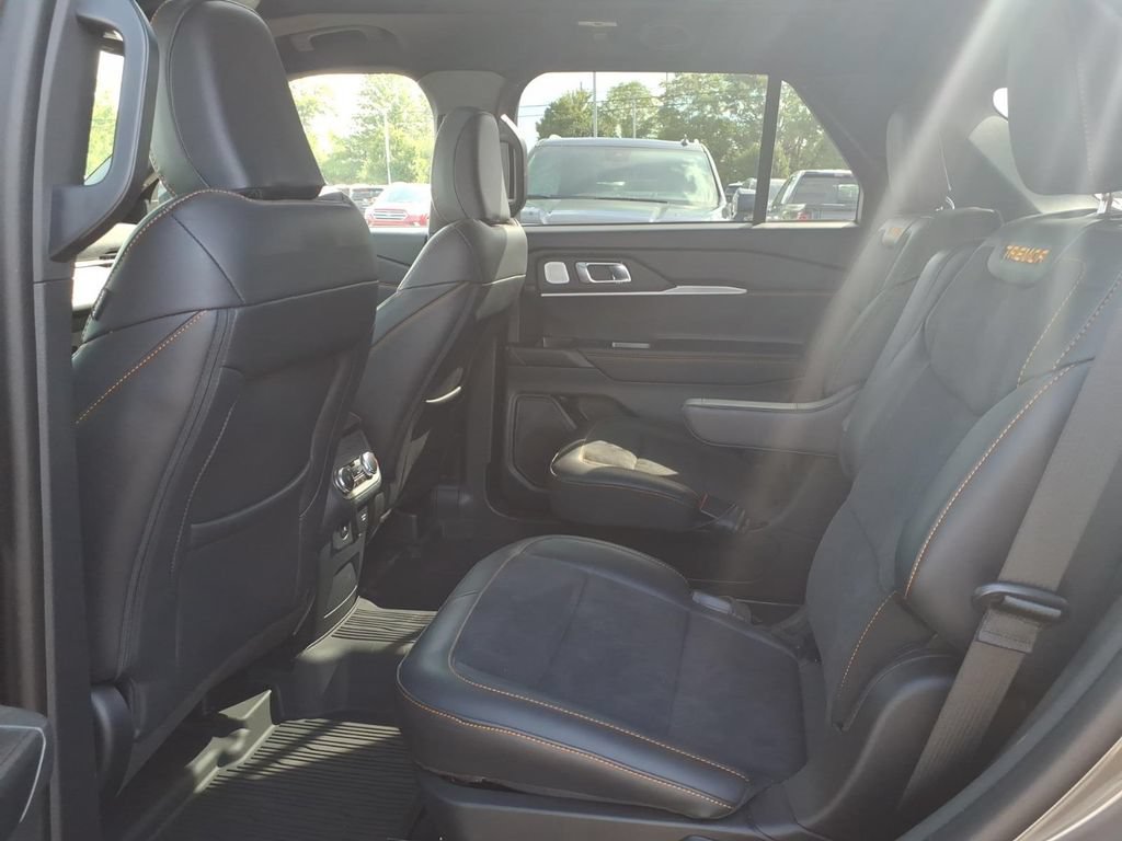 Used 2026 Ford Explorer Tremor w/ Tremor Ultimate Package AWD/4WD image 10