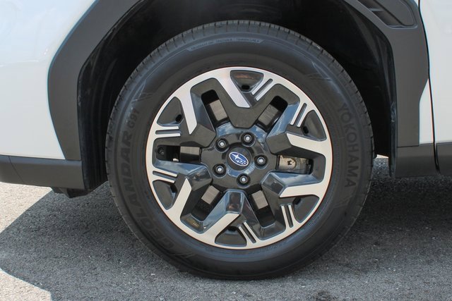 Used 2025 Subaru Forester w/ Convenience Package #1 image 35