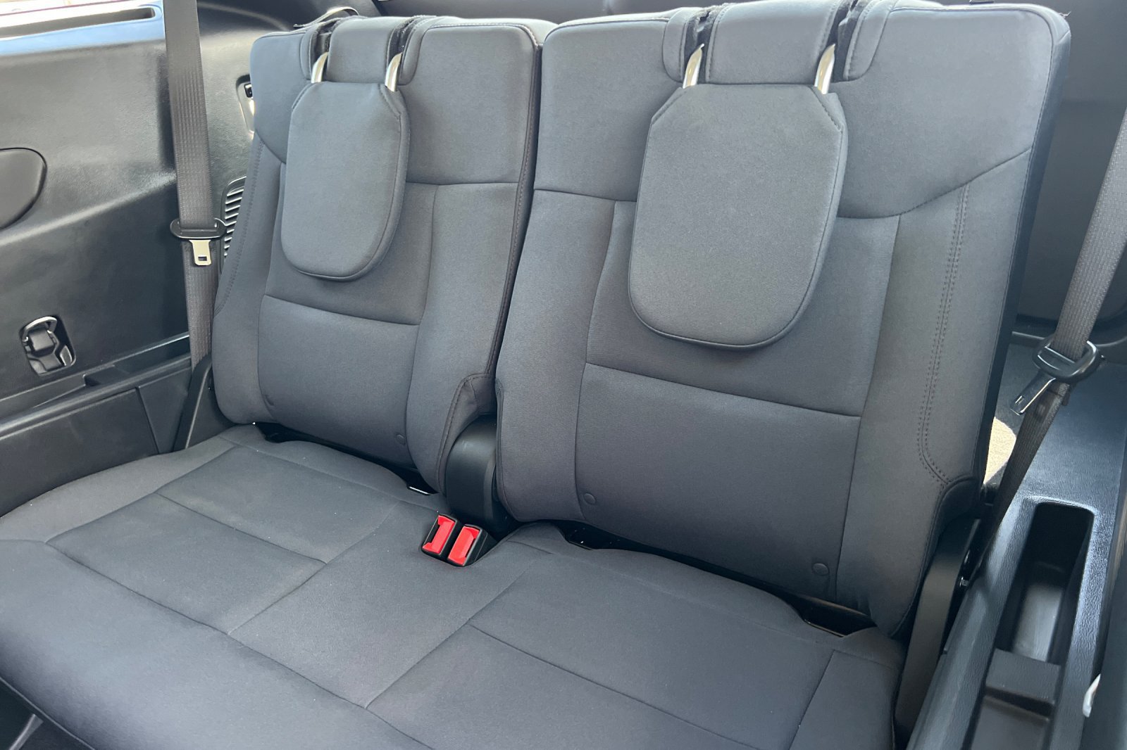 Used 2026 Ford Explorer Active RWD image 15