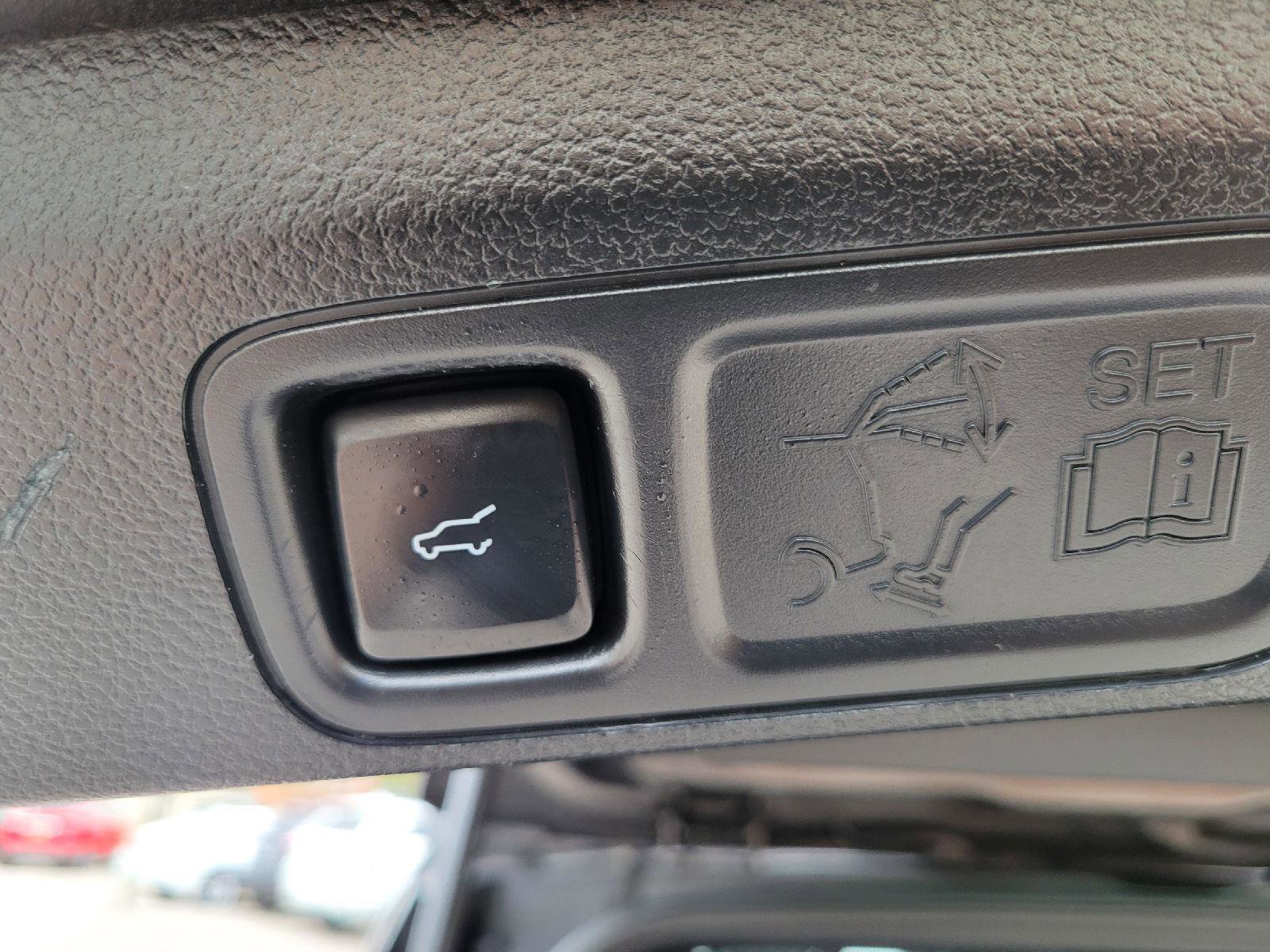 Used 2019 Ford Expedition Limited w/ Equipment Group 302A image 33