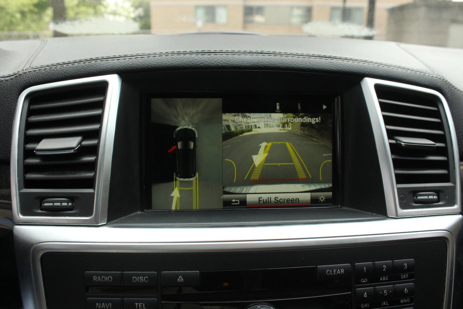 Used 2016 Mercedes-Benz GL 320 BlueTEC 4MATIC w/ Premium I Package image 35