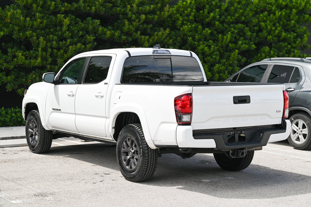 Used 2023 Toyota Tacoma SR5 w/ Technology Package RWD image 6